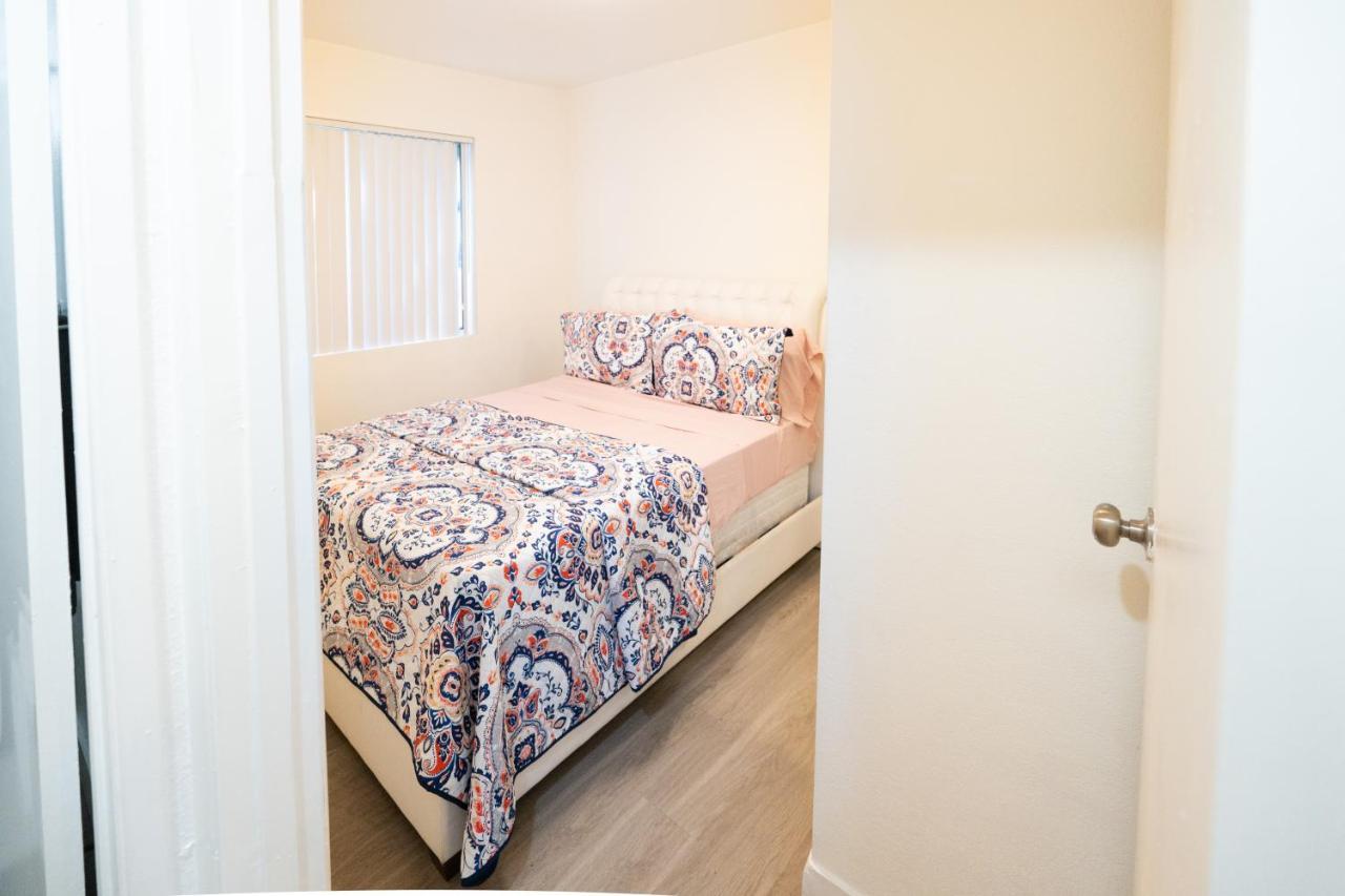 Cozy Small 2 Bedroom In Koreatown/Hollywood Los Angeles Exteriör bild